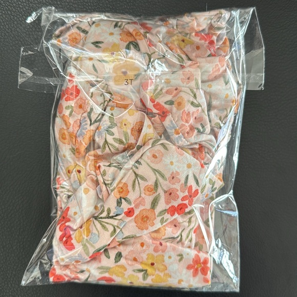 Lou Lou and Company Pippa Shortie Set - Picture 11 of 11